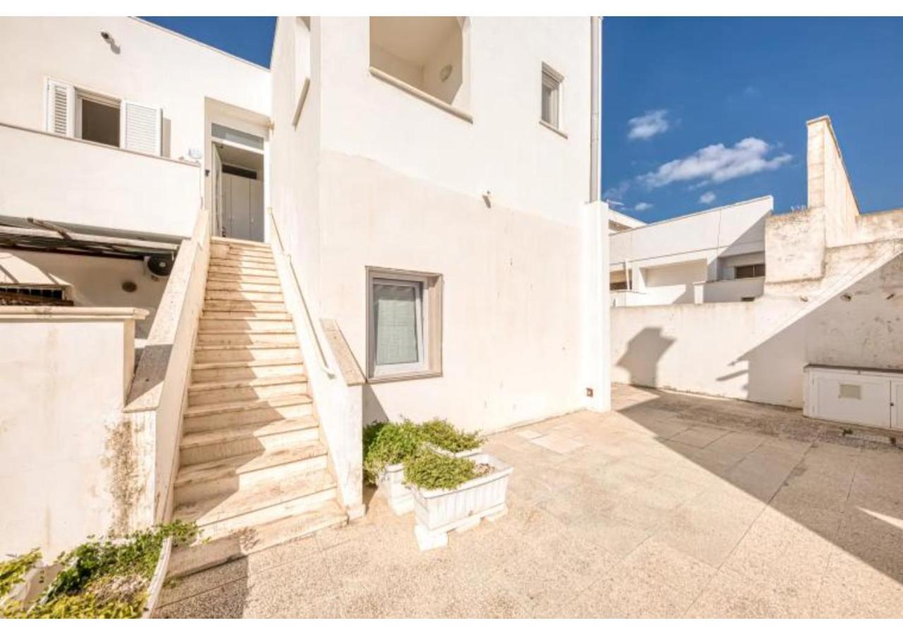B&B Il Comandante A 100 M Dalla Spiaggia Torre San Giovanni Ugento Ngoại thất bức ảnh
